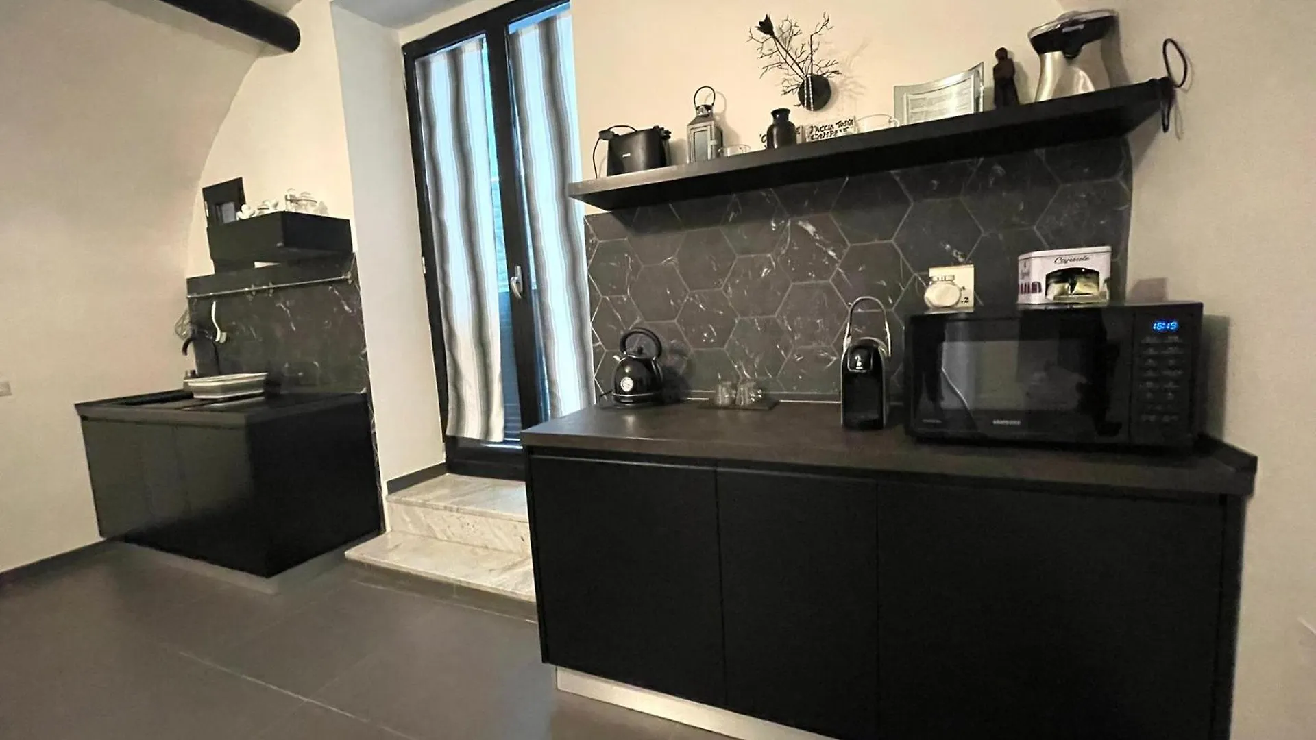 House Suite Vetriera Napoli